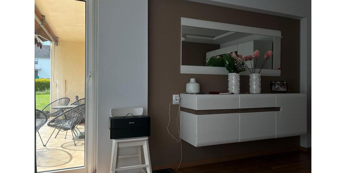 Erdgeschoßwohnung Hofgeismar - 4 Zimmer, 130 m&sup2;, 1.000&euro; | Angebot:26634020