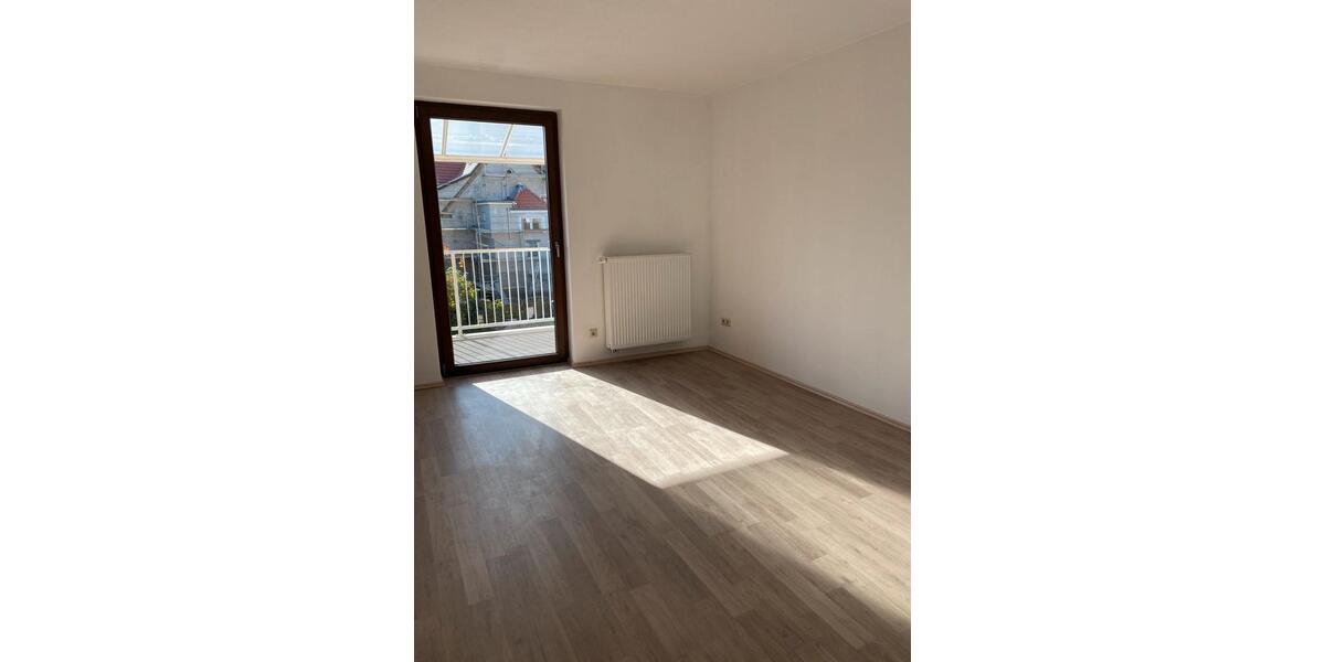 Etagenwohnung Hettstedt - 3 Zimmer, 80 m&sup2;, 720&euro; | Angebot:25802641