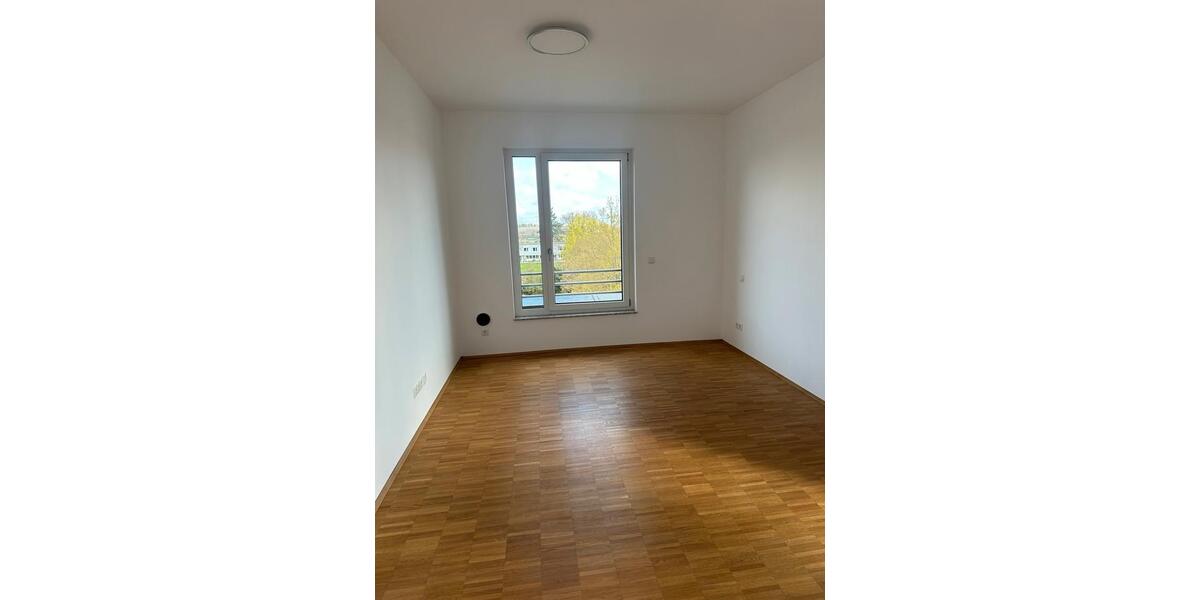 Einfamilienhaus Pforzheim Nordstadt - 2 Zimmer, 83 m&sup2;, 1.550&euro; | Angebot:25804691