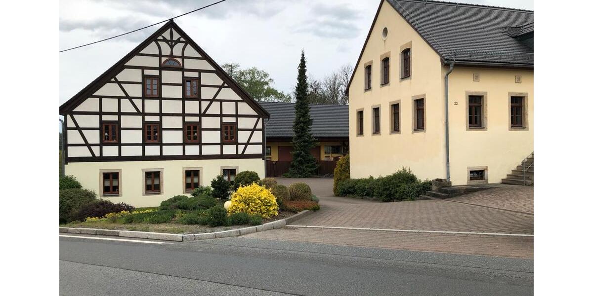 Dachgeschoßwohnung Stolpen - 2 Zimmer, 84 m&sup2;, 815&euro; | Angebot:24662578