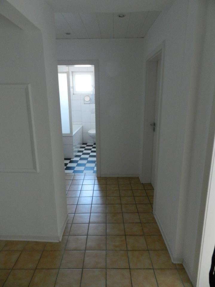 Gemütliche DG Wohnung 2ZKDB Waldnähe, Bornh.-Merten zimmer