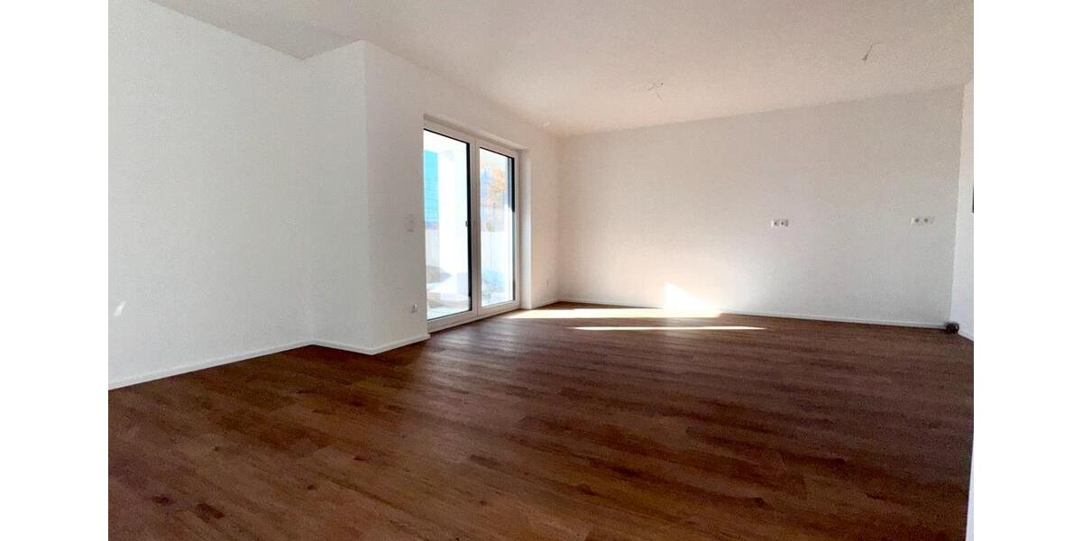 Neubau zur Miete! Wunderschöne 4,5-Zimmer Erdgeschosswohnung mit Soutarrain, 2 Bäder, KfW55, uvm 4 zimmer
