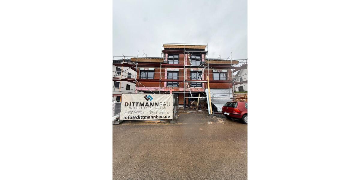 Dachgeschoßwohnung Meinerzhagen - 4 Zimmer, 78 m&sup2;, 990&euro; | Angebot:24373285