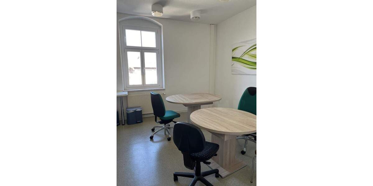 Gewerbeobjekt Freiberg - 7 Zimmer, 321 m&sup2;, 1.580&euro; | Angebot:25708878