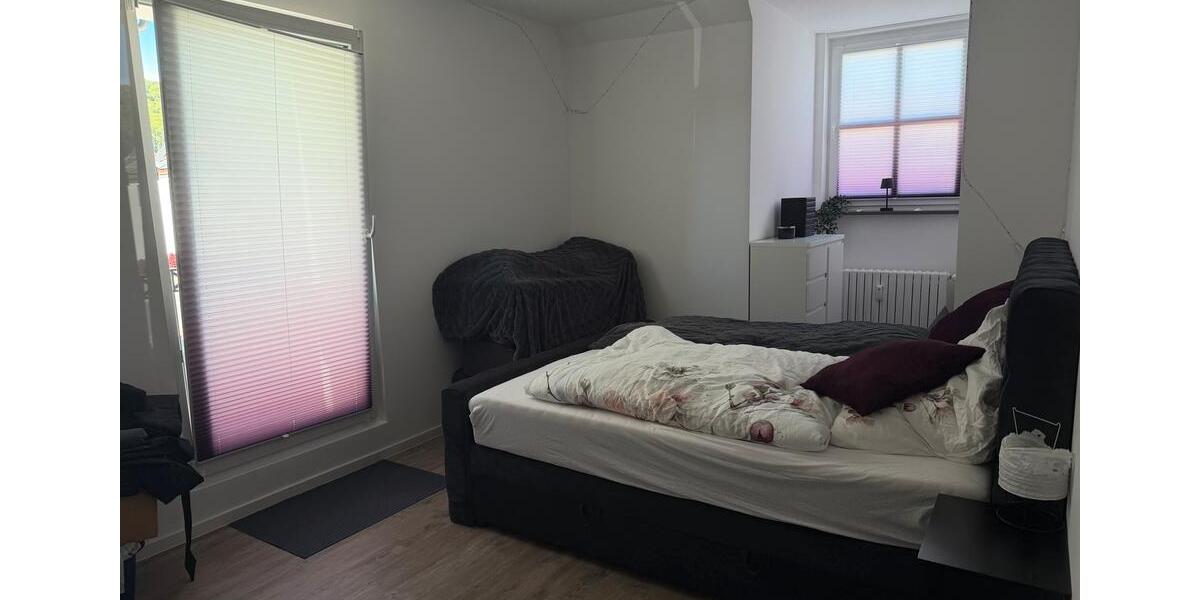 Etagenwohnung Springe - 2 Zimmer, 70 m&sup2;, 945&euro; | Angebot:26412438