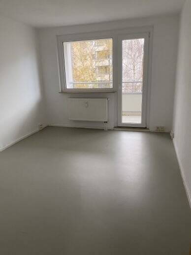 Etagenwohnung Eisleben Lutherstadt Eisleben - 3 Zimmer, 61 m&sup2;, 286&euro; | Angebot:25803198