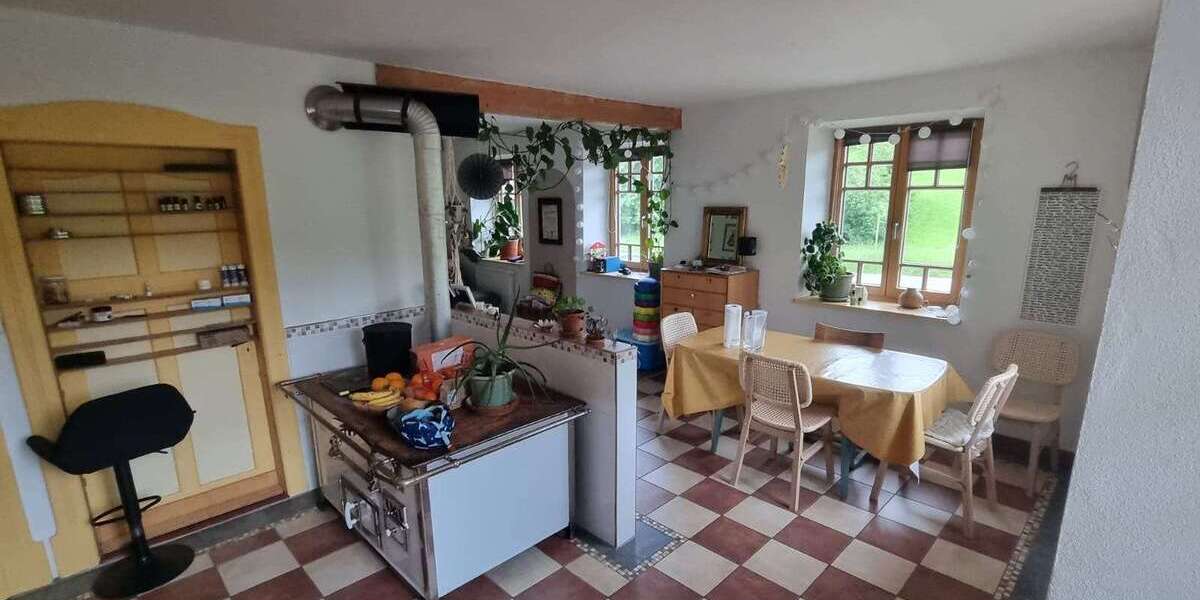 Etagenwohnung Ollarzried - 3 Zimmer, 136 m&sup2;, 1.145&euro; | Angebot:24841104