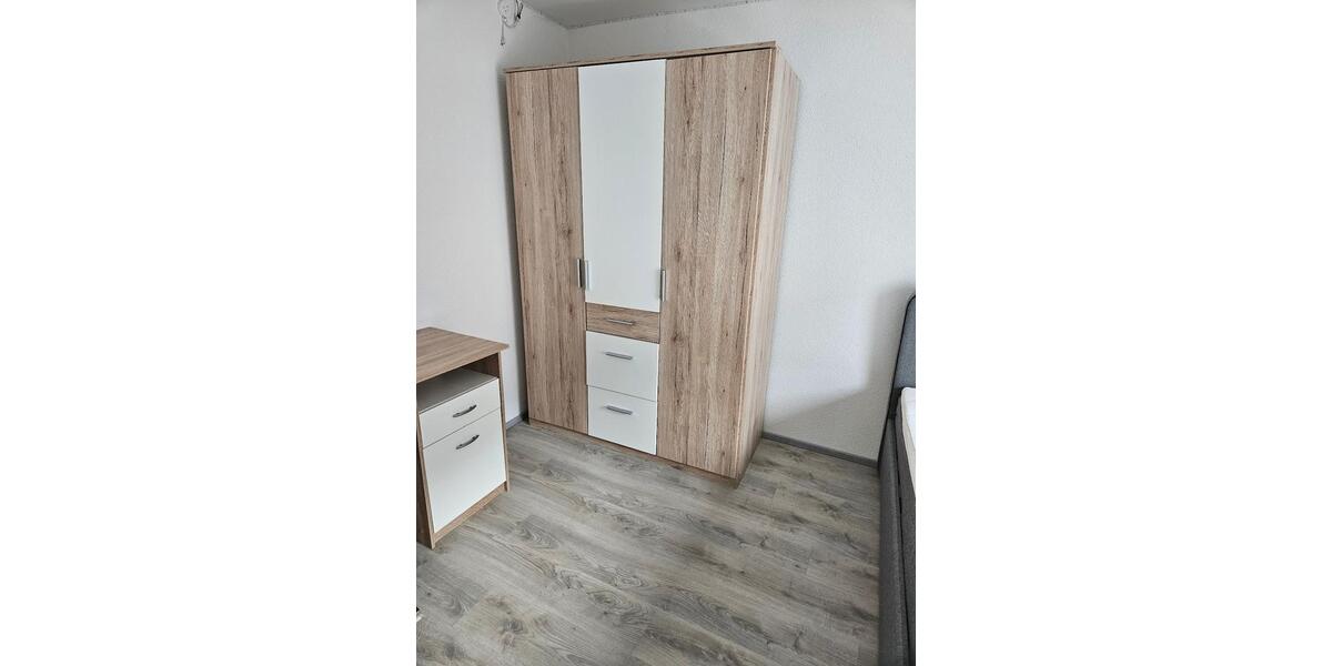 Etagenwohnung Albstadt - 1 Zimmer, 13 m&sup2;, 300&euro; | Angebot:25299861