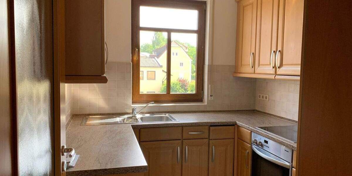 Etagenwohnung Neustadt an der Aisch Neustadt - 3 Zimmer, 86 m&sup2;, 790&euro; | Angebot:24593743