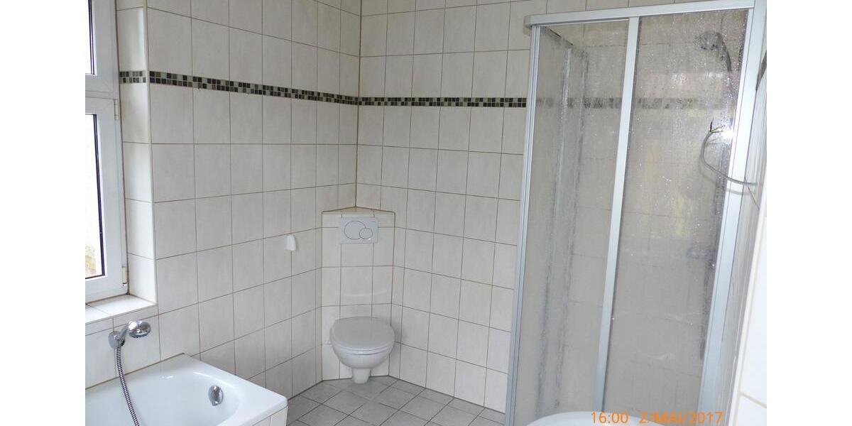 Etagenwohnung Großröhrsdorf - 2 Zimmer, 64 m&sup2;, 380&euro; | Angebot:24327005
