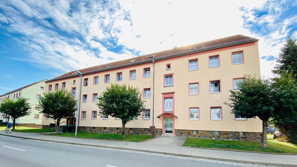 Etagenwohnung Ronneburg - 3 Zimmer, 65 m&sup2;, 365&euro; | Angebot:26476634