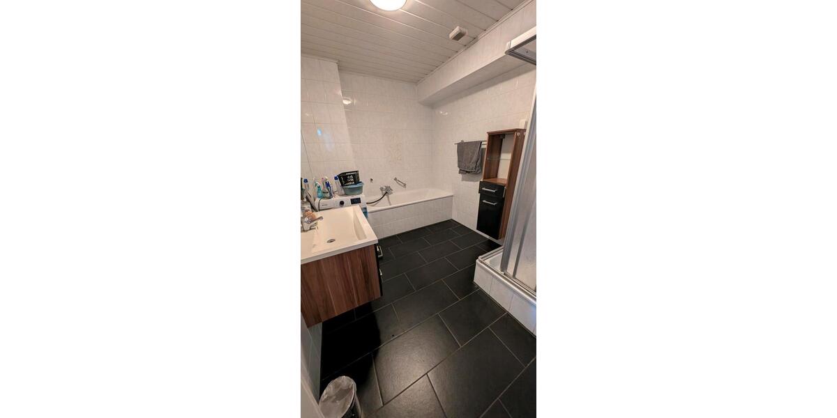 Etagenwohnung Hof Altstadt - 3 Zimmer, 120 m&sup2;, 1.100&euro; | Angebot:26636863