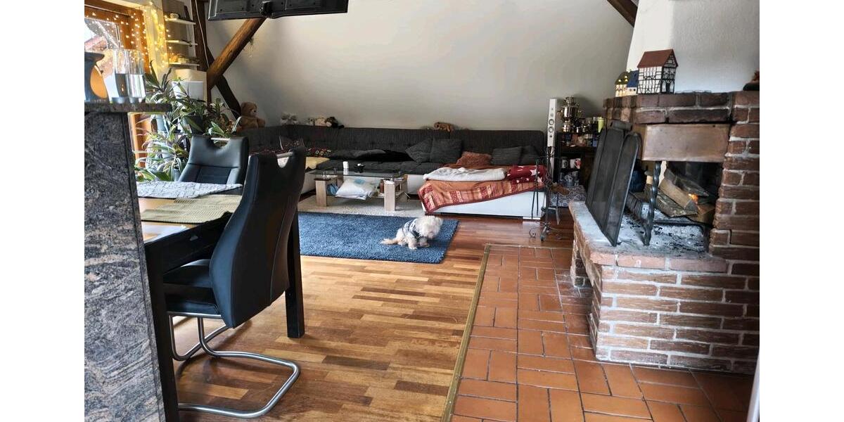 Dachgeschoßwohnung Weinheim - 5 Zimmer, 140 m&sup2;, 1.400&euro; | Angebot:24741696