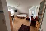 Einzimmer- Dachgeschosswohnung - möbliert mit Stellplatz 1 zimmer