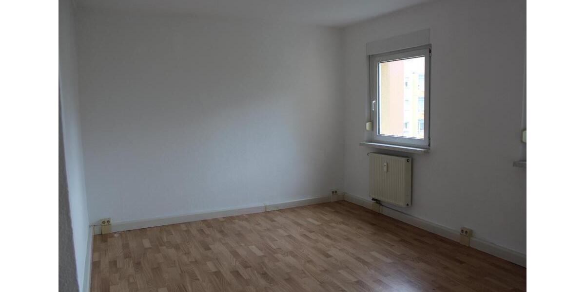 Dachgeschoßwohnung Eisenach - 3 Zimmer, 61 m&sup2;, 395&euro; | Angebot:26232466