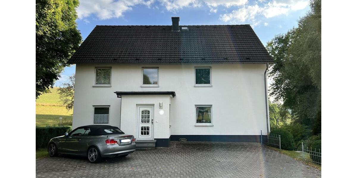 Etagenwohnung Bad Berleburg - 3 Zimmer, 92 m&sup2;, 650&euro; | Angebot:25856207