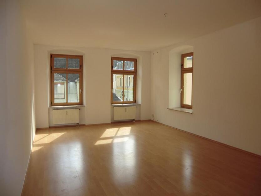 SINGLE-Wohnung MIT EINBAUKÜCHE