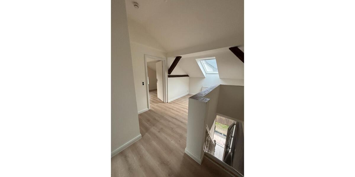 Erdgeschoßwohnung Geesthacht - 3 Zimmer, 94 m&sup2;, 1.250&euro; | Angebot:26482909