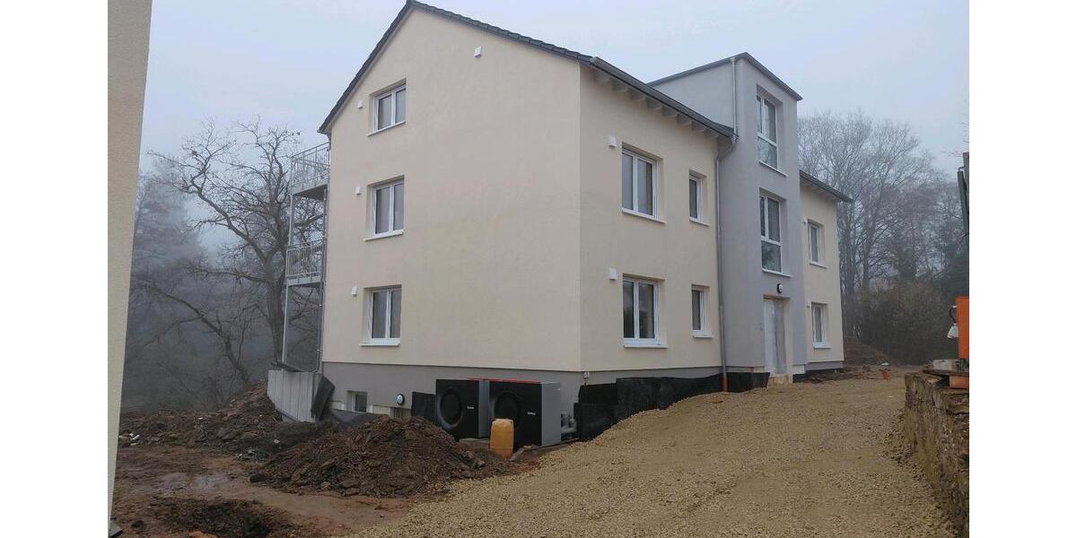 Dachgeschoßwohnung Zerf - 4 Zimmer, 95 m&sup2;, 664&euro; | Angebot:25791855