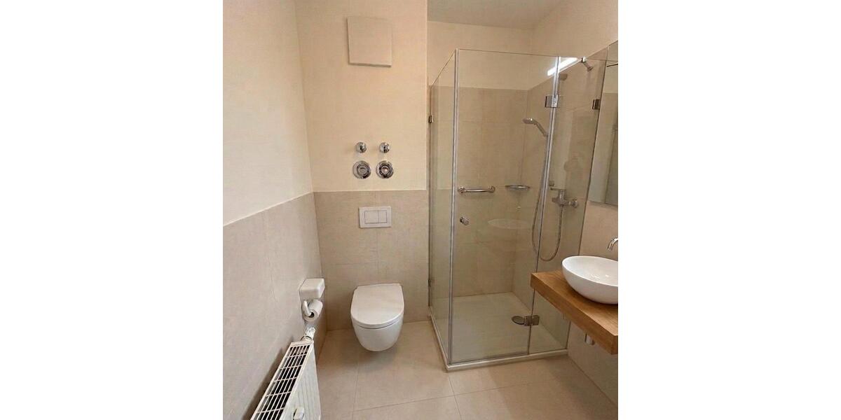 Etagenwohnung Garbsen - 4 Zimmer, 96 m&sup2;, 1.200&euro; | Angebot:26704200