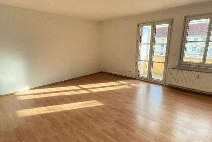 Wohnung Halberstadt Wehrstedt - 3 Zimmer, 77 m&sup2;, 460&euro; | Angebot:27249134