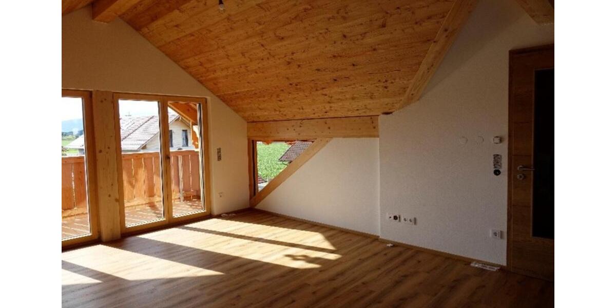 Doppelhaushälfte Antdorf - 8 Zimmer, 250 m&sup2;, 2.950&euro; | Angebot:25138617