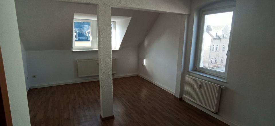 Etagenwohnung Geringswalde - 4 Zimmer, 88 m&sup2;, 520&euro; | Angebot:26508544