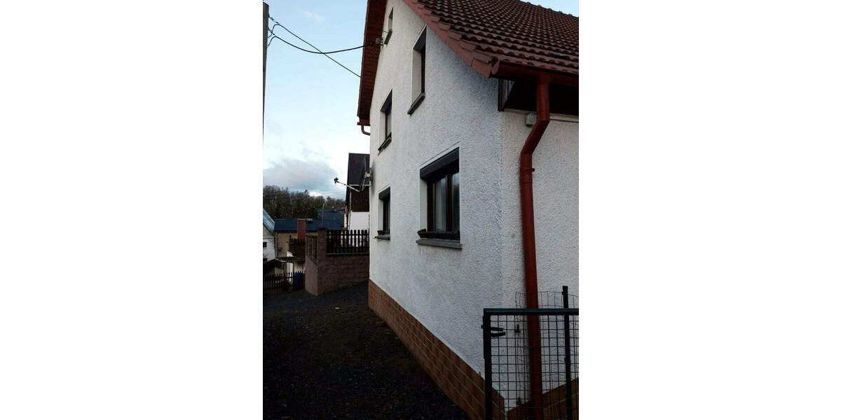 Einfamilienhaus Großschirma Großvoigtsberg - 3 Zimmer, 90 m&sup2;, 495&euro; | Angebot:25097676