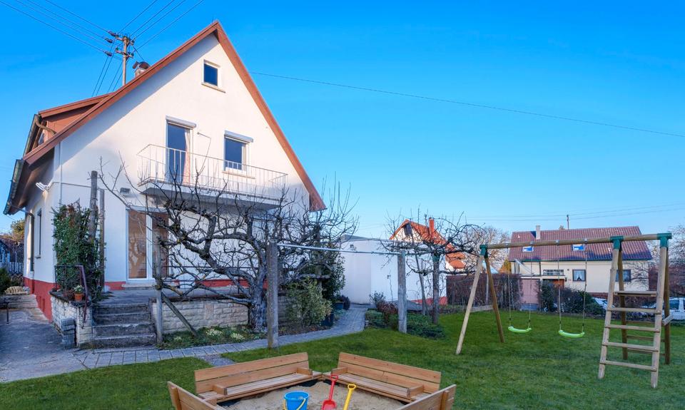 Einfamilienhaus Filderstadt - 7 Zimmer, 116 m&sup2;, 1.390&euro; | Angebot:26424405