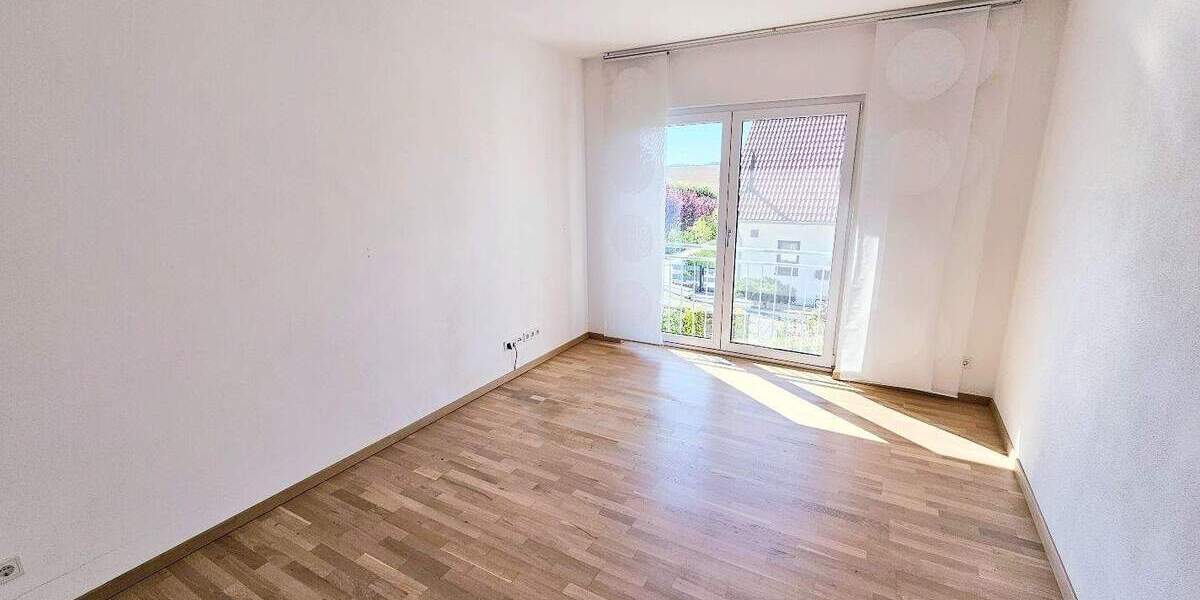 Doppelhaushälfte Markt Indersdorf Niederroth - 5 Zimmer, 147 m&sup2;, 2.250&euro; | Angebot:24206831
