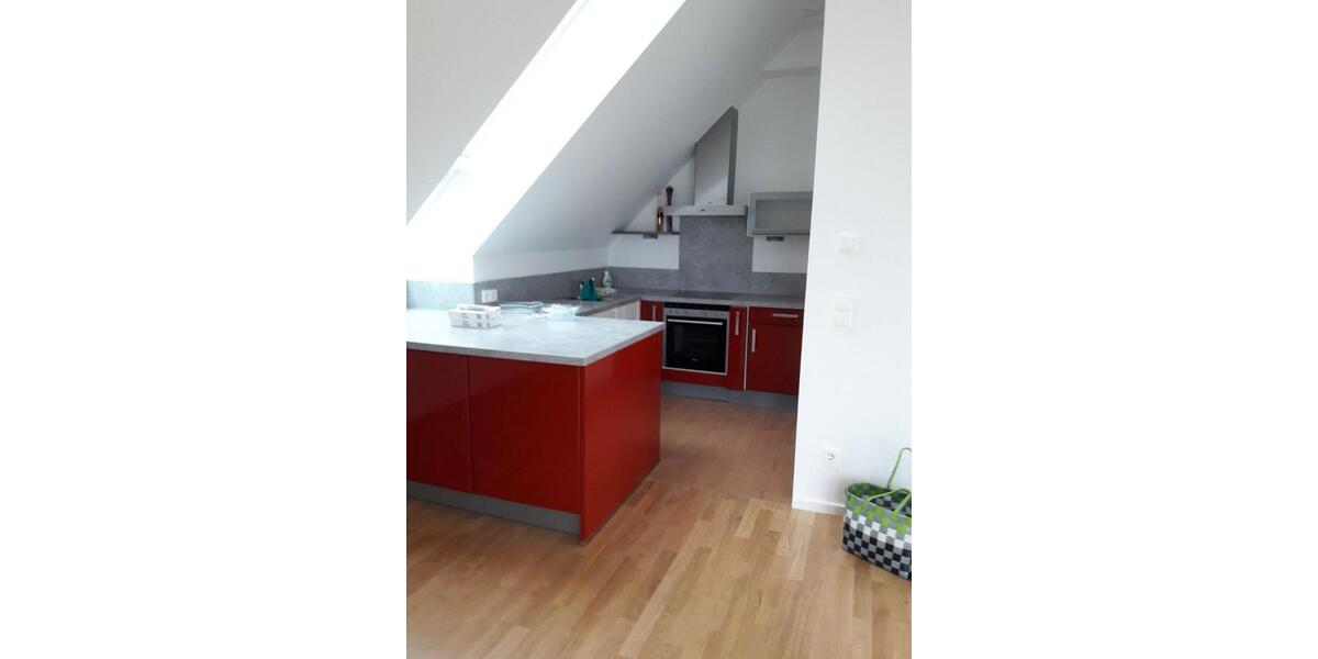 Dachgeschoßwohnung München Allach-Untermenzing - 3 Zimmer, 83 m&sup2;, 2.290&euro; | Angebot:26037691