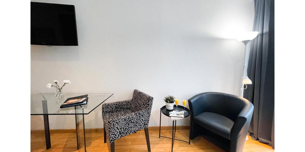 Wohnen auf Zeit Aachen Aachen-Mitte - 1 Zimmer, 17 m&sup2;, 550&euro; | Angebot:11935777