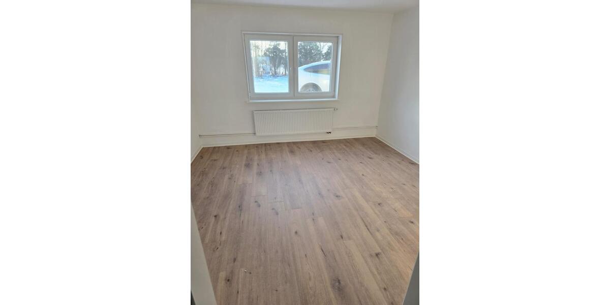 Erdgeschoßwohnung Langenhorn - 4 Zimmer, 122 m&sup2;, 800&euro; | Angebot:25139092