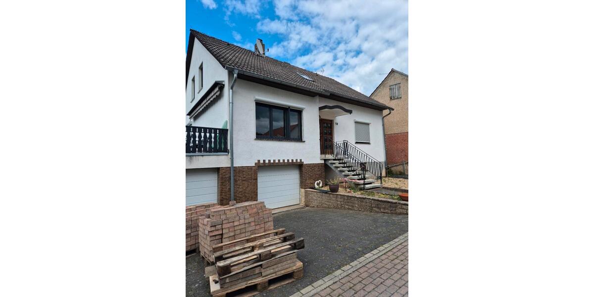 Großzügiges Haus in Knüllwald zu vermieten 6 zimmer