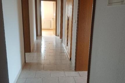 Wohnung Donaustauf - 3 Zimmer, 85 m&sup2;, 800&euro; | Angebot:25922012