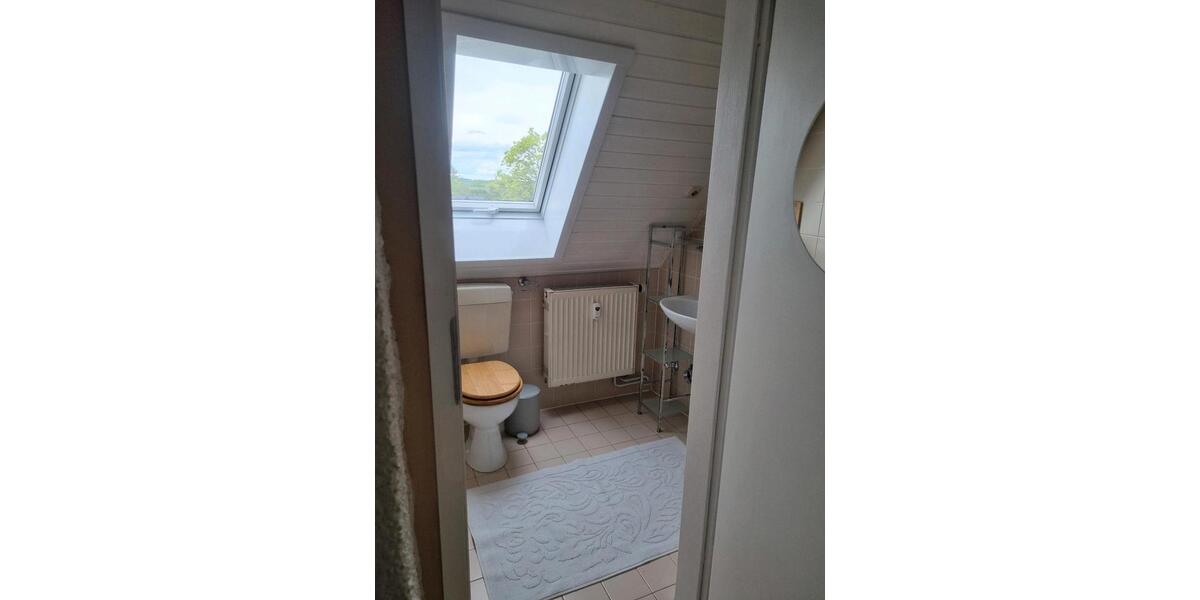 Dachgeschoßwohnung Weiden in der Oberpfalz - 2 Zimmer, 60 m&sup2;, 600&euro; | Angebot:26150604