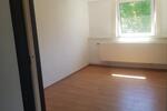 Dachgeschoßwohnung Eschershausen - 2.5 Zimmer, 90 m&sup2;, 500&euro; | Angebot:26690145