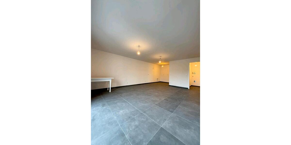 Hochparterre Östringen - 3 Zimmer, 80 m&sup2;, 1.050&euro; | Angebot:26415109