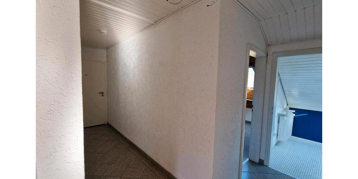 Dachgeschoßwohnung Bad Dürkheim - 2 Zimmer, 61 m&sup2;, 800&euro; | Angebot:26705184