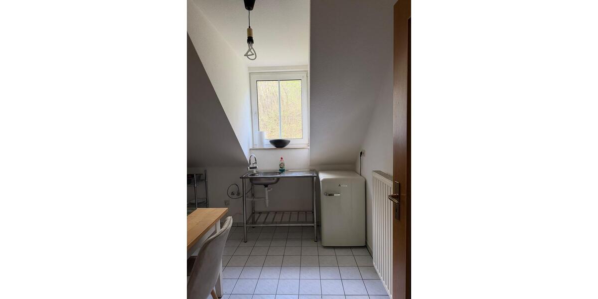 Dachgeschoßwohnung Neuenmarkt - 1 Zimmer, 75 m&sup2;, 350&euro; | Angebot:26237268
