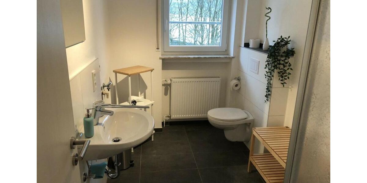 Erdgeschoßwohnung Bettenfeld - 3 Zimmer, 60 m&sup2;, 950&euro; | Angebot:23780529