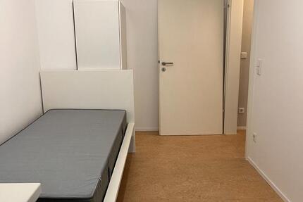 freies WG Zimmer in 3er WG St. Sebald Nürnberg 13 m² mit Balkon zimmer