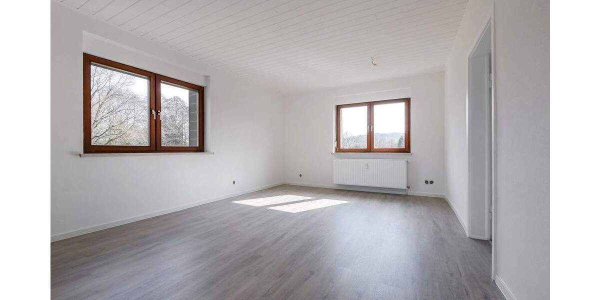 Etagenwohnung Neustadt Langburkersdorf - 3 Zimmer, 62 m&sup2;, 499&euro; | Angebot:25909014