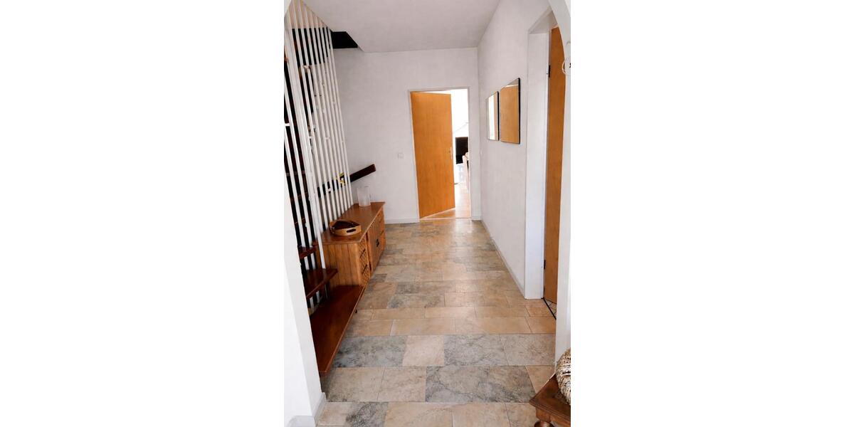 Reihenhaus Beckum - 6 Zimmer, 150 m&sup2;, 1.300&euro; | Angebot:26229002