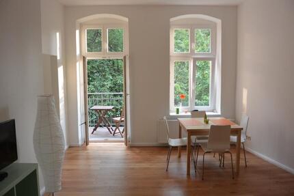 Altbau: Zentral und ruhig mit Balkon!!! 1 zimmer