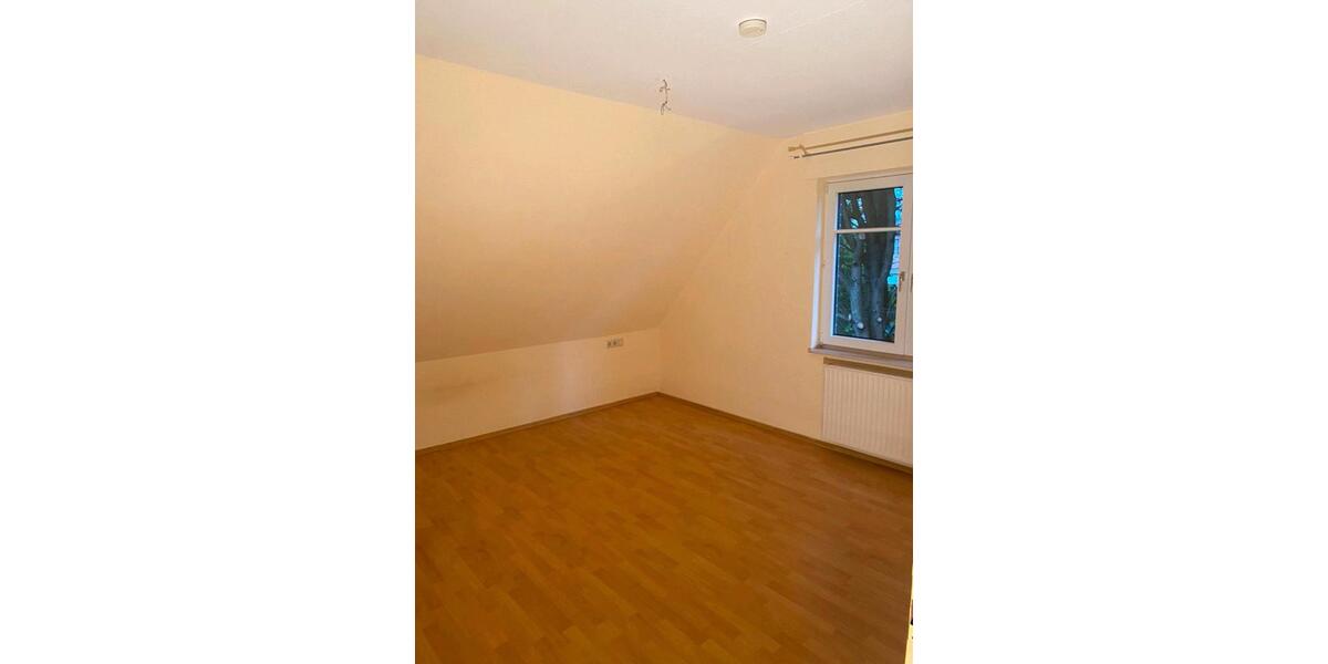 Etagenwohnung Essen (Oldenburg) - 4 Zimmer, 120 m&sup2;, 850&euro; | Angebot:26033167