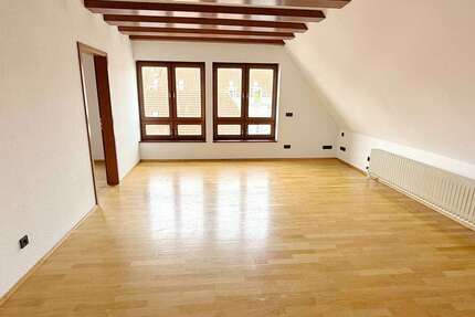 Wohnung Reichenbach an der Fils - 3 Zimmer, 82 m&sup2;, 800&euro; | Angebot:26646482