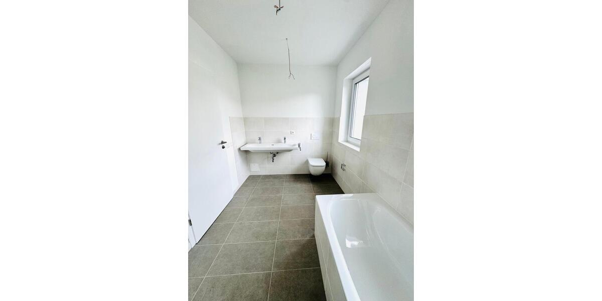 Dachgeschoßwohnung Markranstädt - 4 Zimmer, 125 m&sup2;, 1.575&euro; | Angebot:26491678