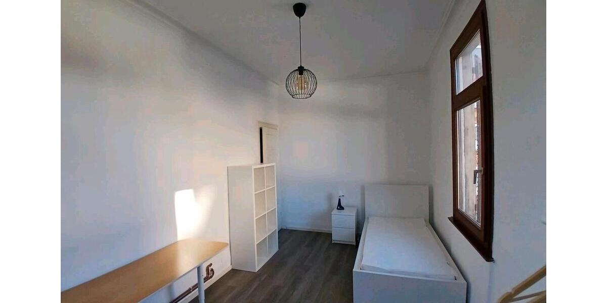 Wohnen auf Zeit Esslingen am Neckar - 1 Zimmer, 12 m&sup2;, 445&euro; | Angebot:26306387