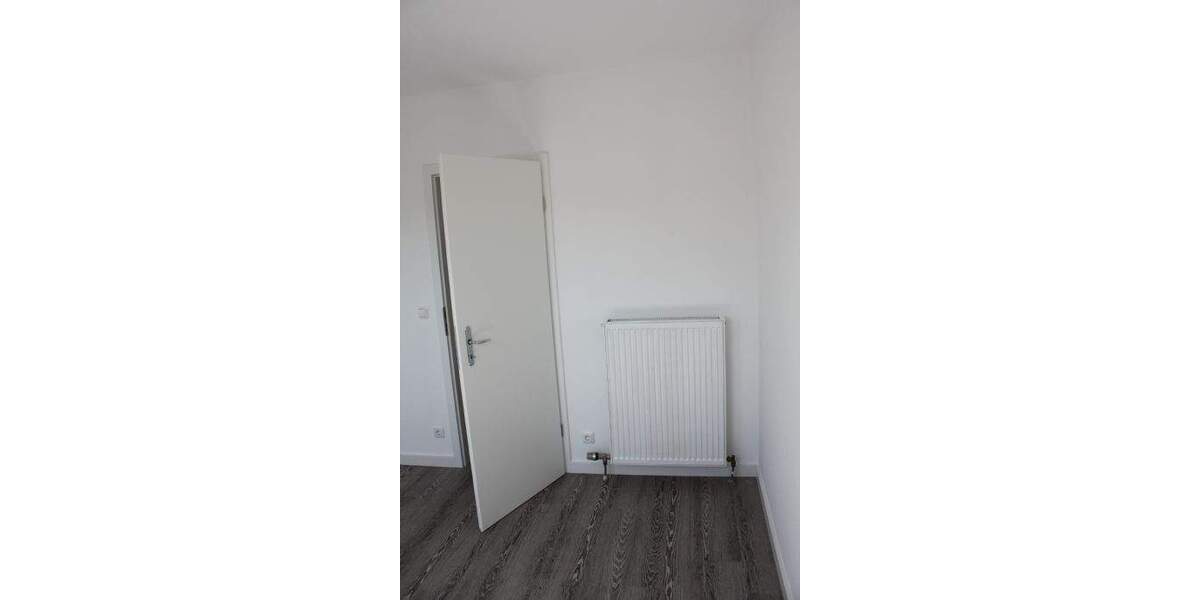 Etagenwohnung Bad Soden - 3 Zimmer, 100 m&sup2;, 1.390&euro; | Angebot:24820375